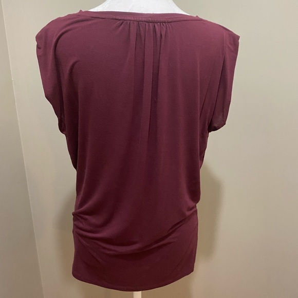 GAP Burgundy Sleeveless Relaxed Tank Top - Picture 3 of 5